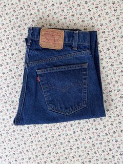 (Category: ) located in . Submitted by highestlevelbrandedvintage (Listing ID 1442676431, Image 1). Description: .