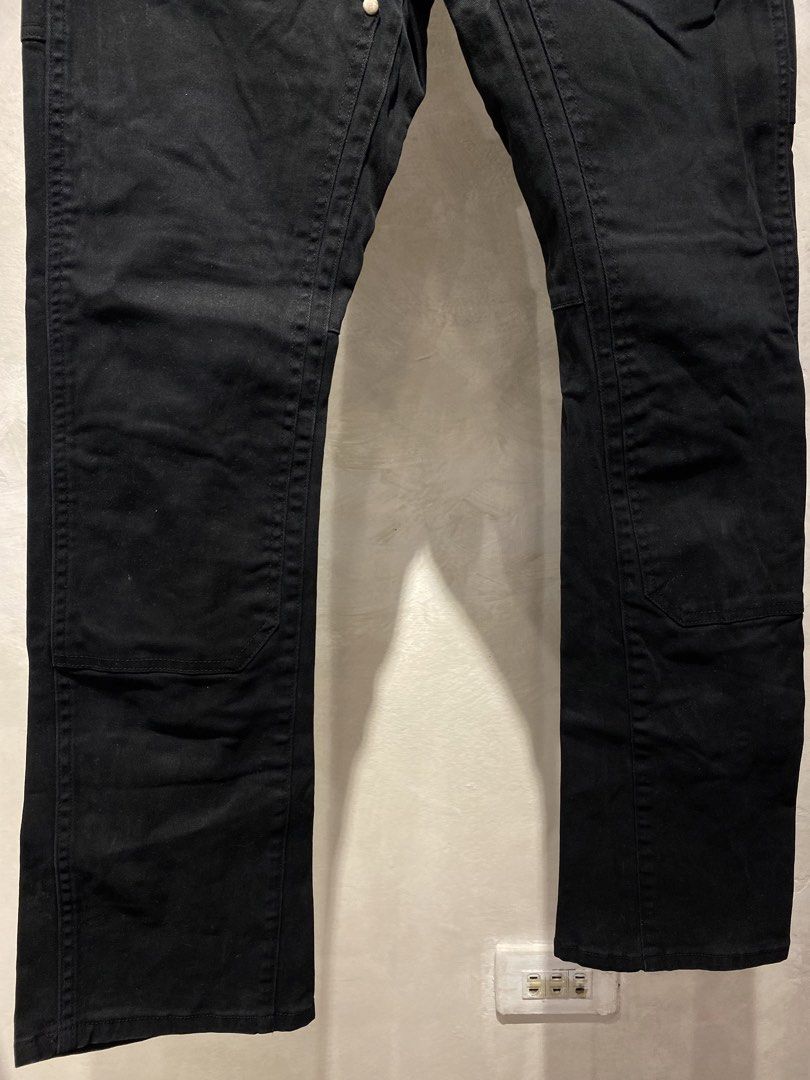 Vuja De Double Knee Carpenter Flared Pants (Category: Trousers) located in Quezon City. Submitted by dailypickups_ (Listing ID 1442687050, Image 3). Description: Size: 28-30 Waistline (Laid flat) Condition: 9/10 Made in Japan Dimensions Length: 40” Inseam: 30” Thigh: 11.5” Knee: 8” Leg opening: 8”.