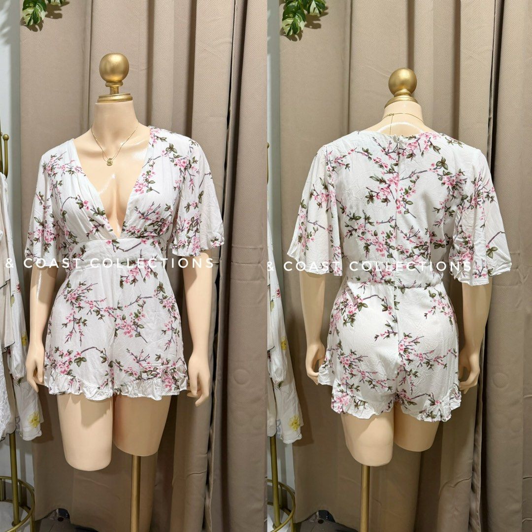 White plunge-neck floral romper (Category: Rompers) located in Pasay City. Submitted by dunesandcoast.co (Listing ID 1442600618, Image 1). Description: .