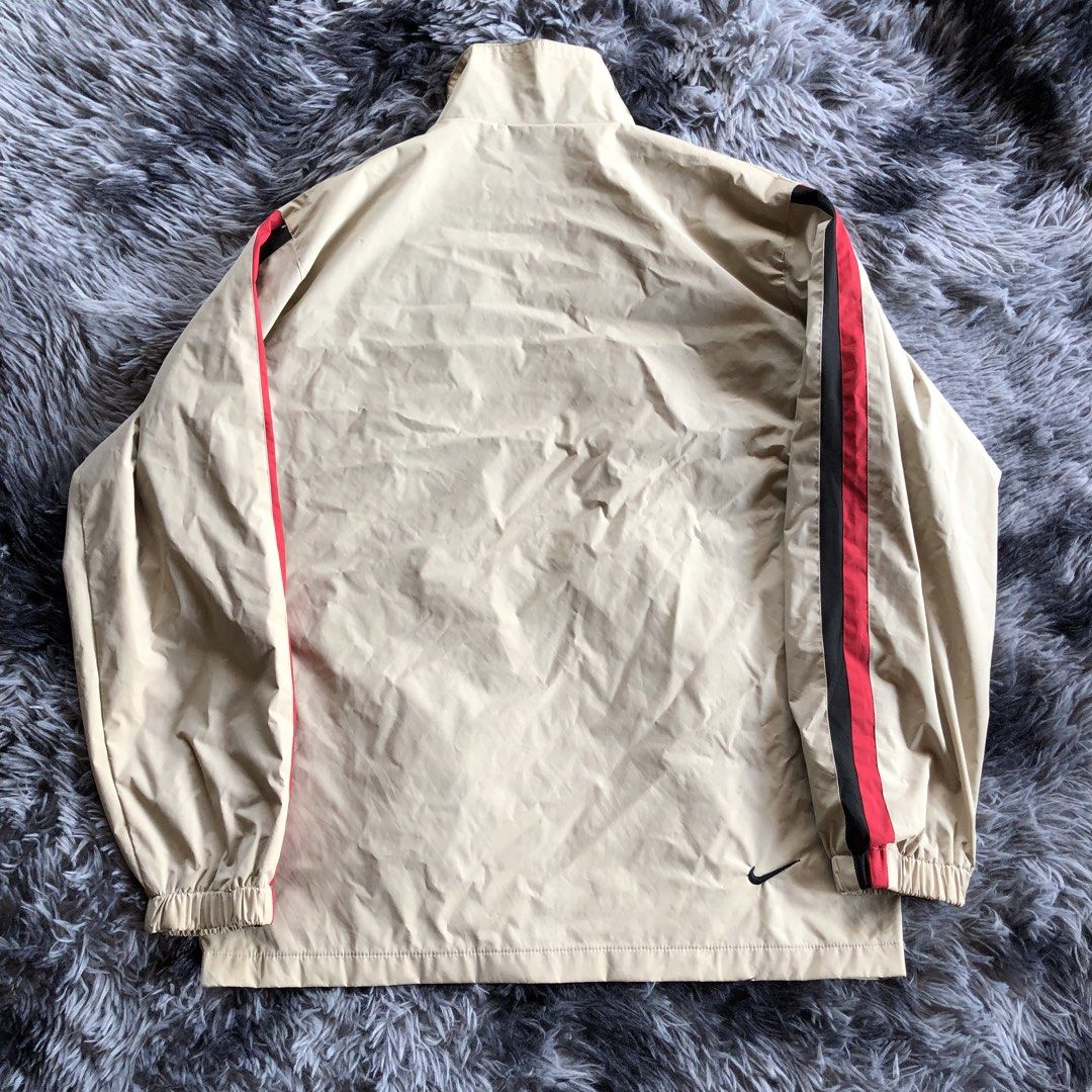 Y2k Elite Nike Track Jacket 2Line Windbreaker (Category: Coats, Jackets and Outerwear) located in Baao. Submitted by prettysixtythrift_17 (Listing ID 1442547265, Image 2). Description: Y2k Elite Nike Track Jacket 2Line Windbreaker ▪️Size: M ▪️Length: 27 ▪️Width: 21 ▪️Color Rate: 10/10 ▪️Condition: Excellent ▪️Issue: None Color may differ due to lighting MINE ₱ 1500 + sf Location: Baao Camarines Sur📍 .
