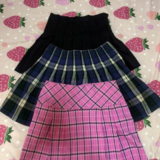 (Category: ) located in . Submitted by deerestcloset (Listing ID 1442558969, Image 1). Description: .