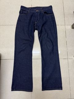 (Category: ) located in . Submitted by aliff9693 (Listing ID 1442699991, Image 1). Description: .