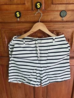 (Category: ) located in . Submitted by prettyfinds2021 (Listing ID 1442553939, Image 1). Description: .