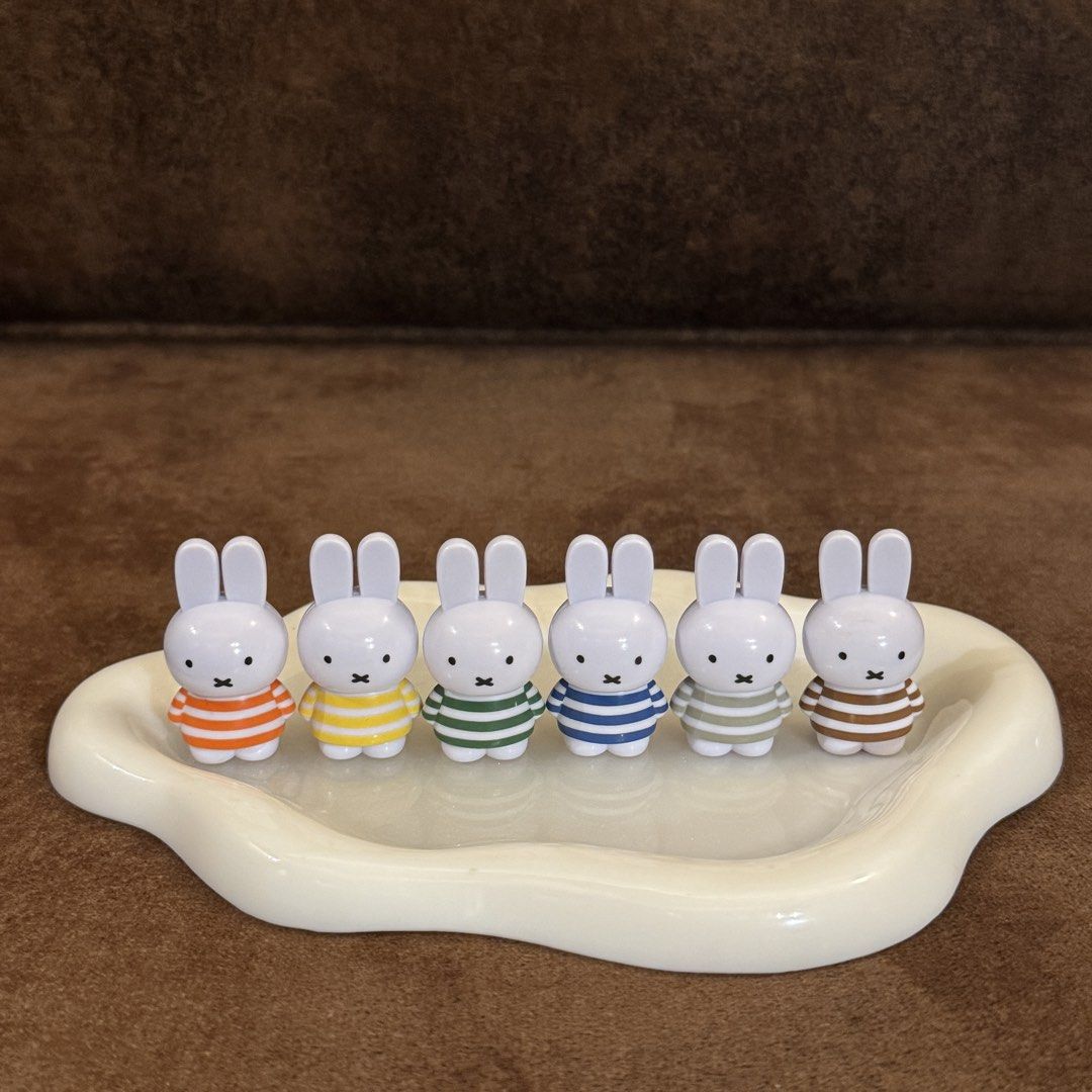 6pcs Miffy Original Tetrafibits 3D Figure (Category: Designer & Blind Box Toys) located in Muntinlupa City. Submitted by kristi.l (Listing ID 1442785533, Image 3). Description: Set of 6 Miffy 3D figures (orange, yellow, green, blue, light gray, brown) Original Tetrafibits from Japan 🇯🇵 Material: PVC Great for decoration or DIY crafting (beadable pens, phone chains, bag charms) 🌈 🎁 GIFTS/FREEBIES WITH EVERY PURCHASE ‼️ STRICTLY NO RETURN, REFU