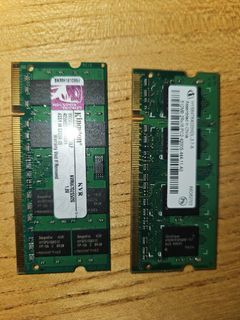 Two DDR2 Laptop Memory Modules487292604809236480
