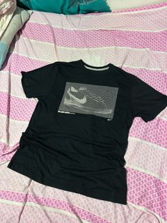 (Category: ) located in . Submitted by schoolthriftco (Listing ID 1442895129, Image 1). Description: .