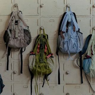 （分類：）位於 。 由 dark_weeknd 提交（商品編號 1442922004，圖片 1）。簡介： 。