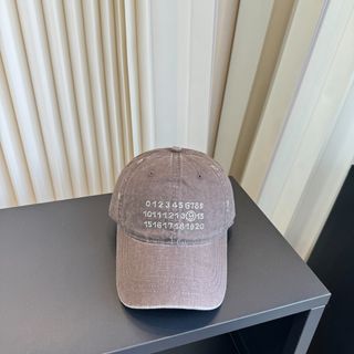 (Category: ) located in . Submitted by sell0ra_fashion (Listing ID 1442810425, Image 1). Description: .