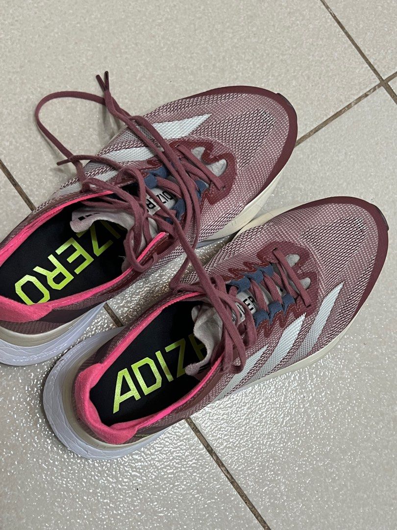 Adidas Boston 12 Run Shoes (Category: Sneakers) located in Quezon City. Submitted by katedeclutter (Listing ID 1442864595, Image 2). Description: size 6.5 US with box negotiable.