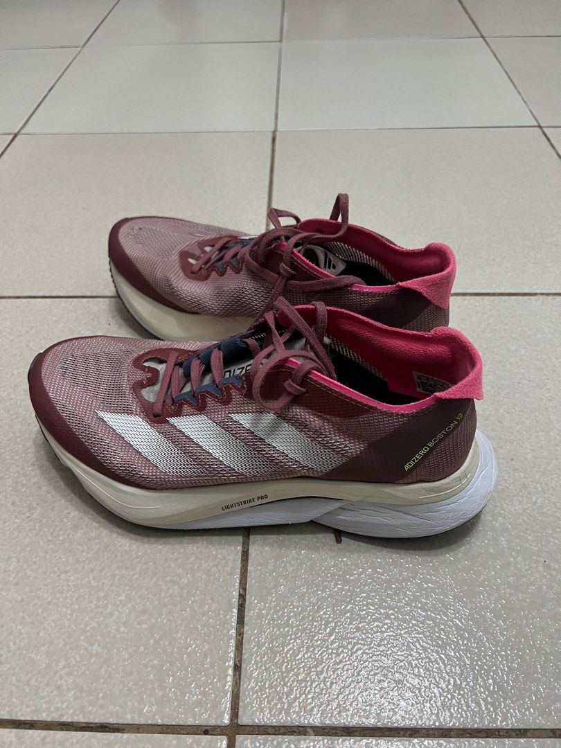 Adidas Boston 12 Run Shoes (Category: Sneakers) located in Quezon City. Submitted by katedeclutter (Listing ID 1442864595, Image 3). Description: size 6.5 US with box negotiable.