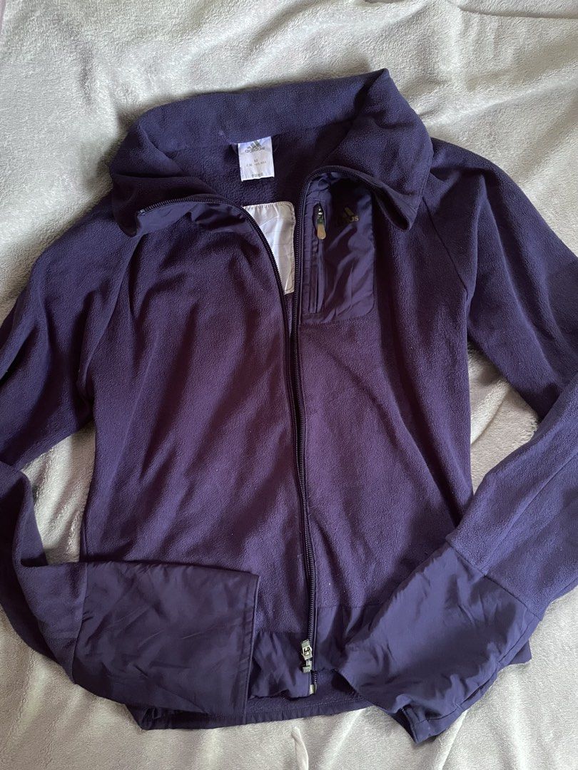adidas fleece jacket unisex (Category: Coats, Jackets and Outerwear) located in Kidapawan. Submitted by randompreloved1 (Listing ID 1442802395, Image 1). Description: .