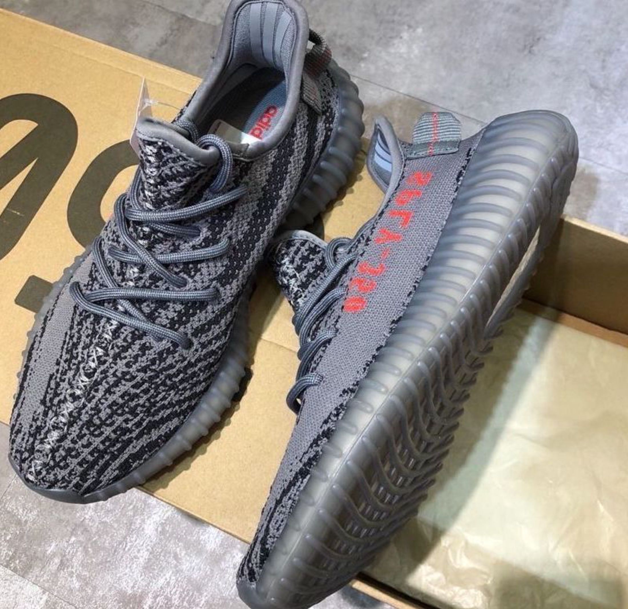 adidas originals Yeezy Boost 350 V2 Shoes Grey (Category: Sneakers) located in Singapore. Submitted by ncosmicphoenix (Listing ID 1442779066, Image 2). Description: [ Adidas ] adidas originals Yeezy Boost 350 V2 Shoes Grey >> Brand new >> Free shipping >> Cash on delivery >> 3-day photo confirm Limited sizes — act fast 💨.