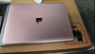 Apple MacBook 2017 Rose Gold486580950706442240
