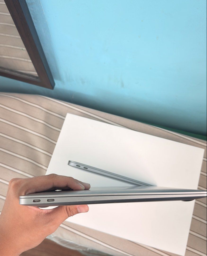 Apple MacBook Air Laptop M1 (Category: Laptops & Notebooks) located in Manila. Submitted by truecrystal-0605 (Listing ID 1442736943, Image 2). Description: MacBook Air M1 8gb 256gb -13.3-inch Retina LED-backlit IPS display. It offers a 2560x1600 native resolution (227 pixels per inch) -wide stereo speakers with high dynamic range and support for Dolby Atmos playback. • 84% Battery Health • 480 Cycle Count • Space Gray • No history of repair • All