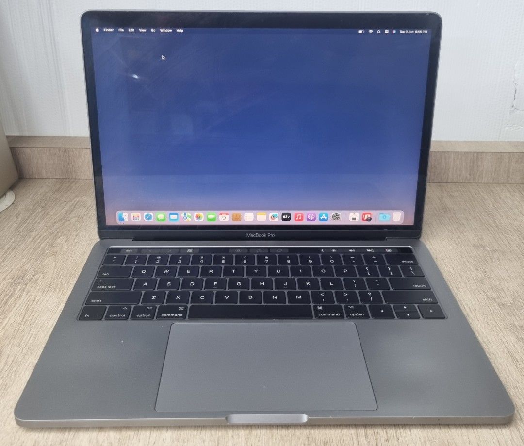 Apple MacBook Pro 13-inch 2017 Intel Core i5