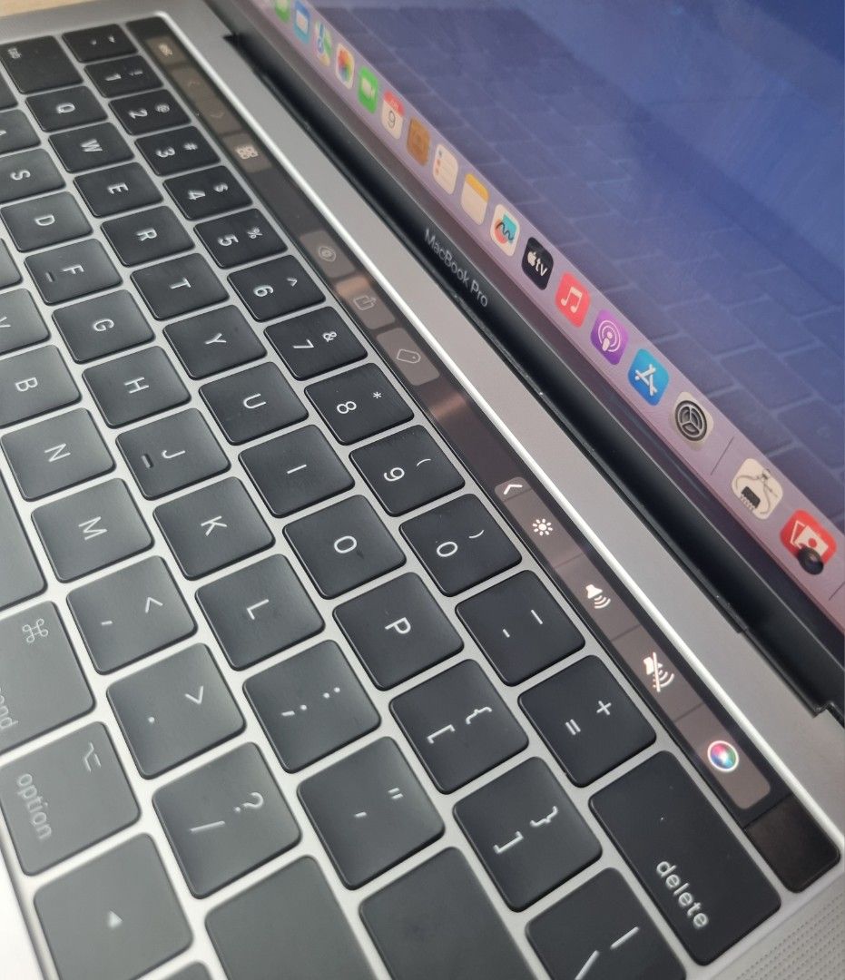 Apple MacBook Pro 13-inch 2017 Intel Core i5477539053800663044