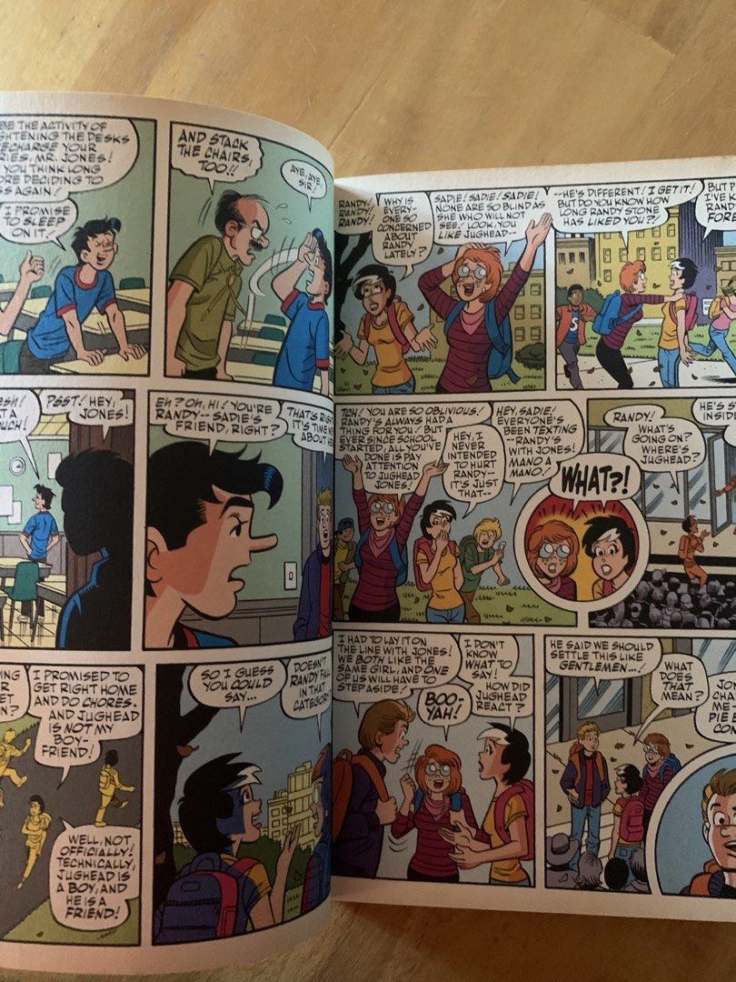 Archie Freshman Year Book Two Comic (Category: Comics & Manga) located in Caloocan City. Submitted by Ellys (Listing ID 1442816089, Image 2). Description: Archie Comics: Freshman Year Book Two .