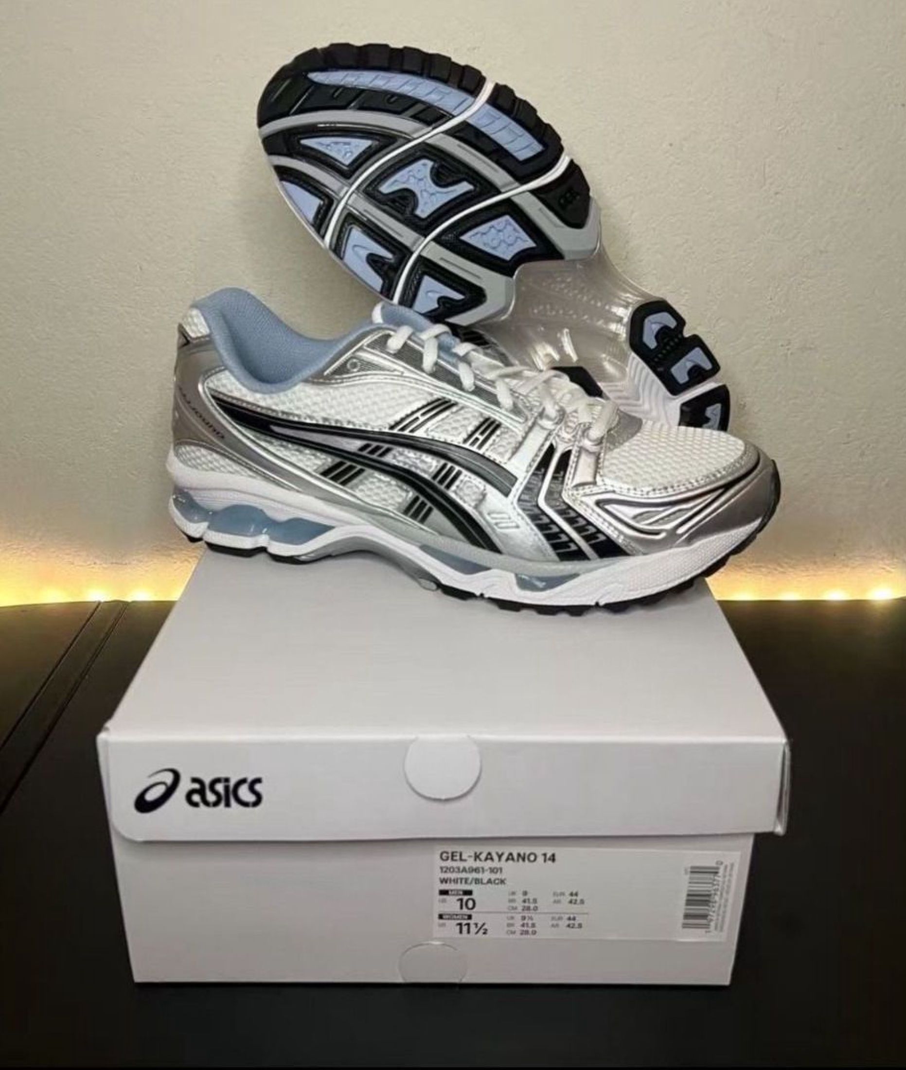 ASICS Gel-Kayano 14 Running Shoes White Navy Blue (Category: Sneakers) located in Singapore. Submitted by hepicwolfyt (Listing ID 1442881769, Image 2). Description: —— NEW ARRIVAL —— Asics ASICS Gel-Kayano 14 Running Shoes White Navy Blue New · Free Ship · COD 3-Day Confirm · Chat for Sizes.