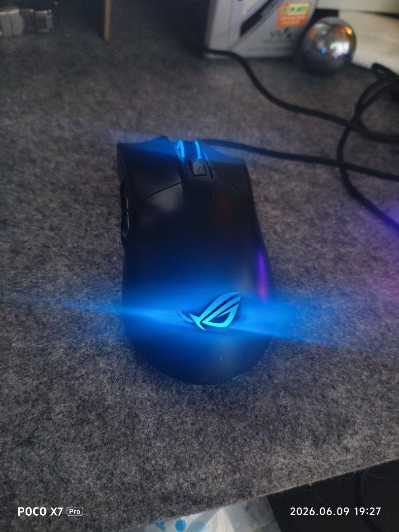 ASUS ROG Gaming Mouse with RGB Lighting (Category: Mouse & Mousepads) located in Baguio. Submitted by baguiobeans (Listing ID 1442844765, Image 2). Description: Excellent condition, no issues, crisp buttons .