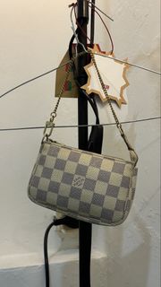 (Kategori: ) berada di . Dikirim oleh decluttereddd_ (ID iklan 1442797644, Gambar 1). Deskripsi: .