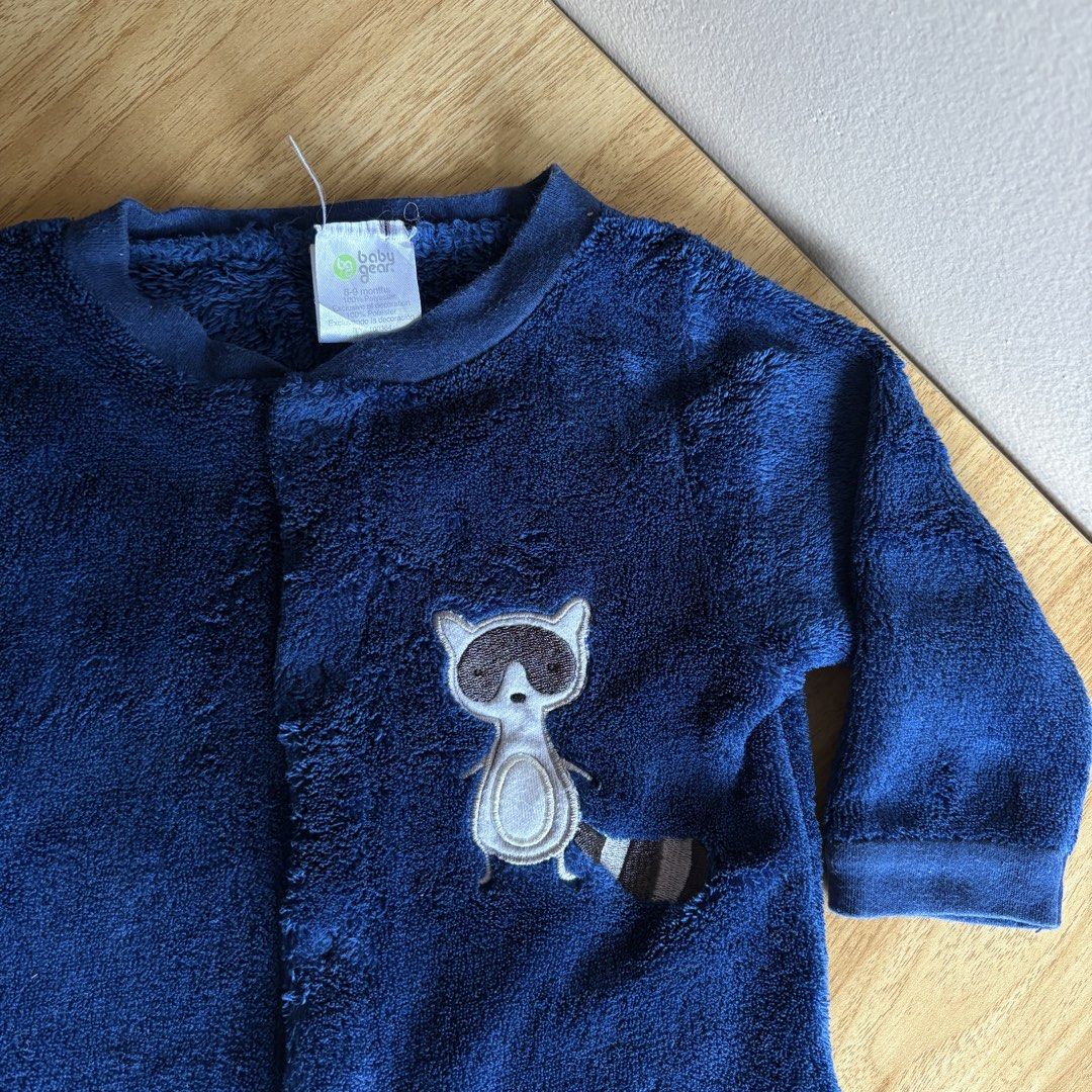 Baby Gear Frogsuit 6-9mos (Category: Babies & Kids Fashion) located in Quezon City. Submitted by notthatkd (Listing ID 1442907636, Image 2). Description: 100 pesos only.