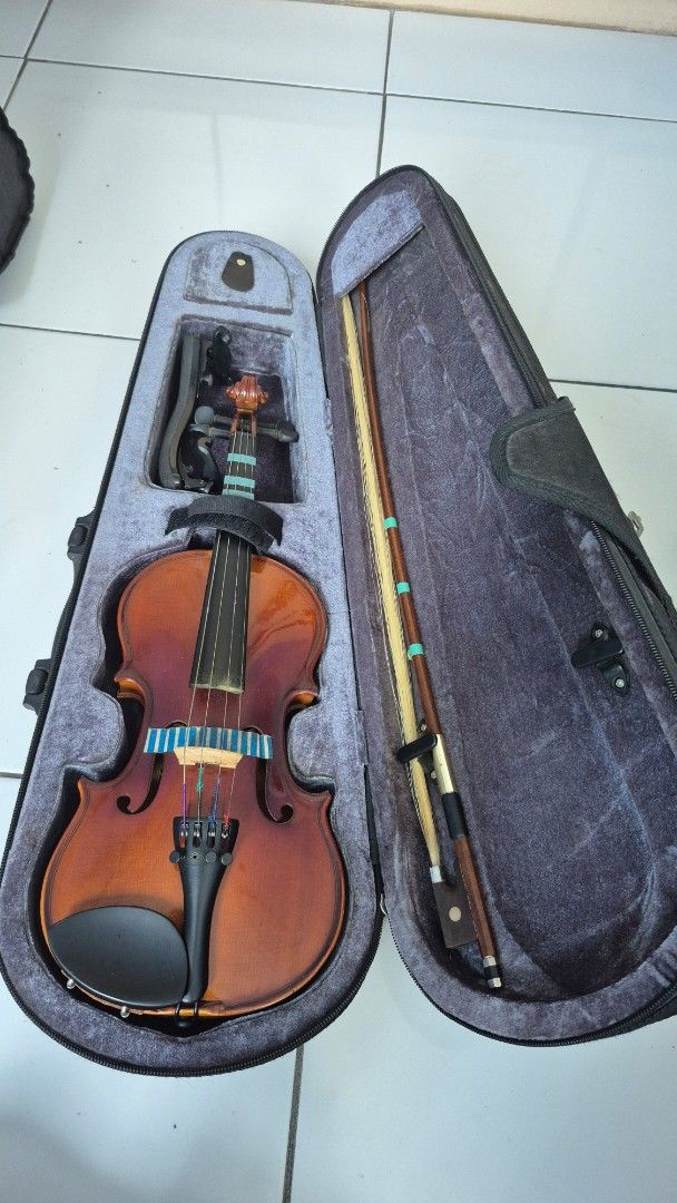Bachendorff Violin with Case and Bow (Category: Musical Instruments) located in Manila. Submitted by epicstorm.1f3cbc (Listing ID 1442874152, Image 1). Description: - Full-size violin with a beautiful wood finish - Comes with a bow - Includes a sturdy black hard case with a handle - Perfect for beginner and intermediate musicians - Ready to play right out of the box!.