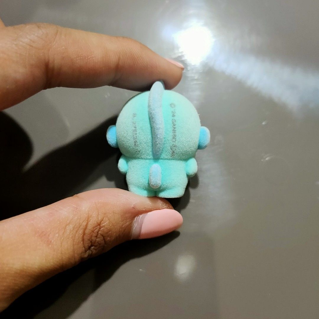 Bandai Gashapon Sanrio Hangyodon Hairy Figure (Category: Designer & Blind Box Toys) located in Angono. Submitted by b7uewon (Listing ID 1442901996, Image 3). Description: - Adorable Hangyodon fluffy doll from the Sanrio Fluffy Doll series. - Made of soft, plush material. - Part of a collection featuring other popular Sanrio characters. - Ideal for Sanrio enthusiasts and collectors. - A must-have addition to any Sanrio merchandise collection..
