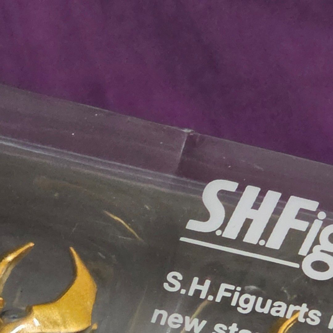 Bandai s.h.figuarts SHF Masked Rider Kamen Rider Agito Ground Form (Category: Toy Figures) located in Singapore. Submitted by knite-mare (Listing ID 1439032286, Image 3). Description: - Brand new, unopened Bandai S.H.Figuarts Masked Rider Agito Ground Form action figure. - Features detailed sculpting and articulation. - Ideal for collectors and Kamen Rider fans..