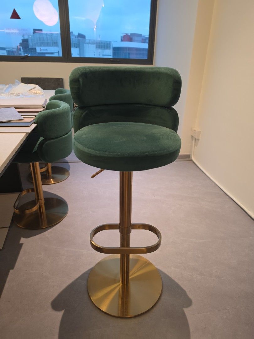 Bar Stool (Category: Chairs) located in Singapore. Submitted by boyboysells (Listing ID 1442837921, Image 1). Description: Bar Stool Adjustable Seat Height from 57cm to 82 cm Price is for each. 3pcs Negotiable if take all at once .