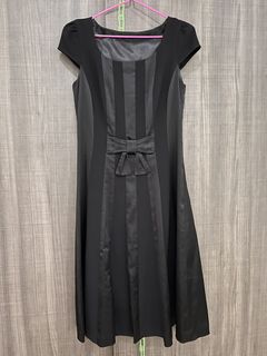 (Category: ) located in . Submitted by joannefashioncloset (Listing ID 1442822364, Image 1). Description: .