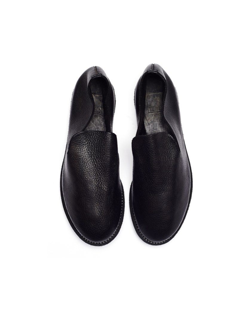 Black Leather Loafers / Slip-Ons (Category: Dress Shoes) located in Naga. Submitted by circa86 (Listing ID 1442745184, Image 1). Description: - First photo for reference only - Black grain leather loafers / slip-ons by Y.S.H. Korea - Versatile for dressing up or down - Super comfy! - Fits 25 to 25.5cm - Lemaire, COS, The Row, Marsell, Officine Creative, J.M. Weston, Mr Porter.