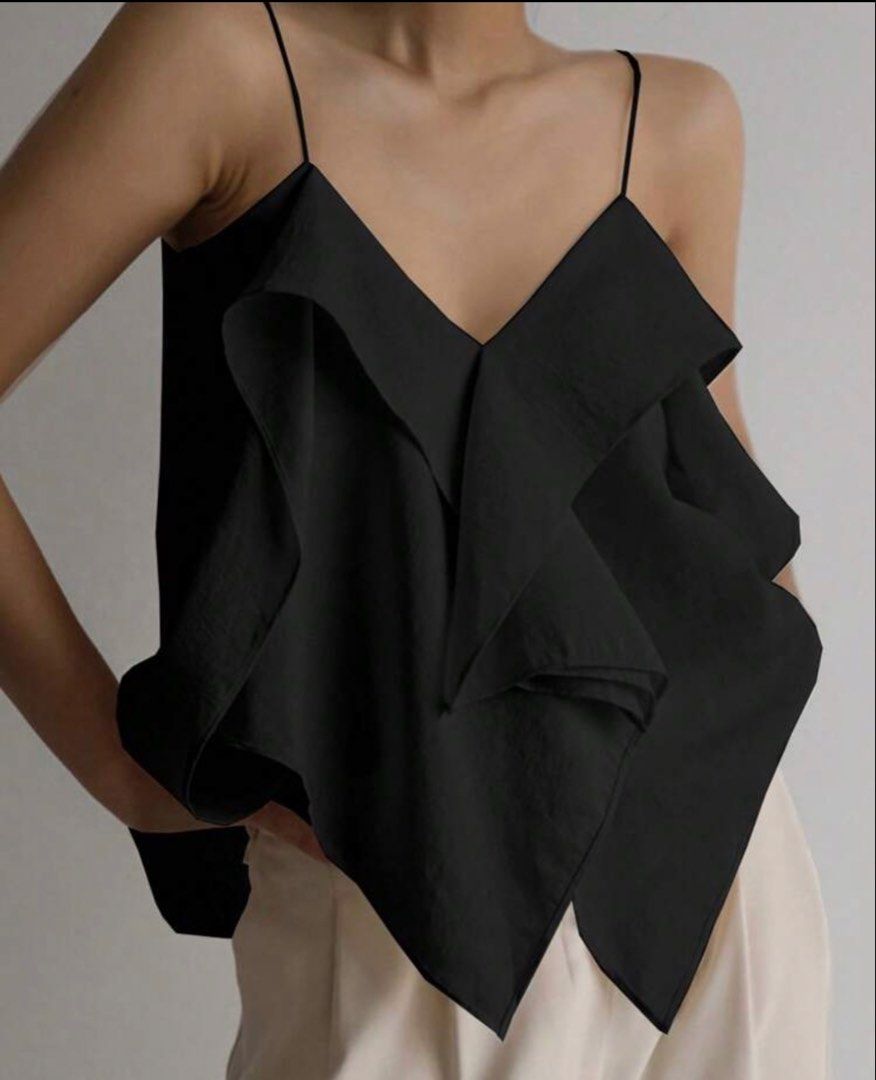 Black Ruffle Sleveless Top Summer Clean Sexy (Category: Sleeveless) located in Davao. Submitted by _manuella (Listing ID 1442744087, Image 2). Description: - never been used ‼️ - bought last week .
