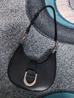 (Category: ) located in . Submitted by zulaikha0113 (Listing ID 1442846477, Image 1). Description: .