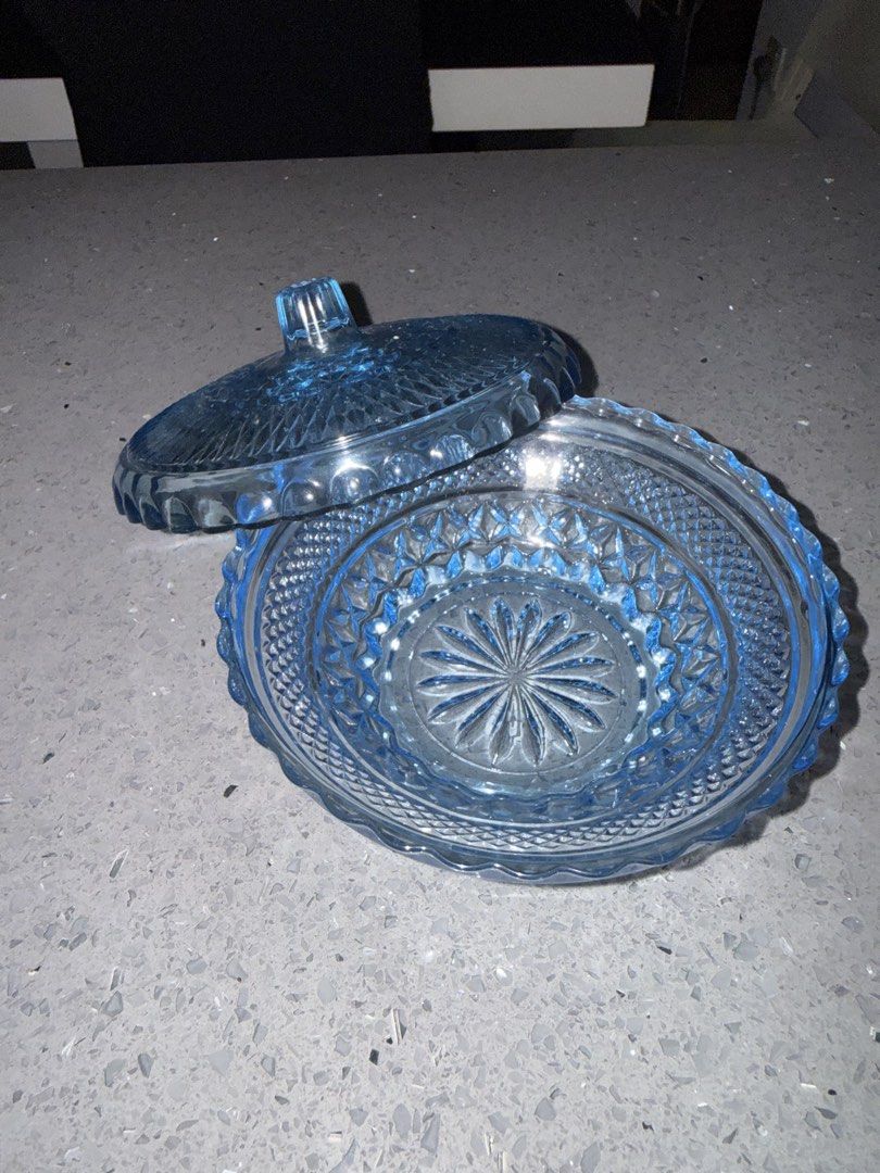 Blue Glass Candy Dish with Lid477745385267548161