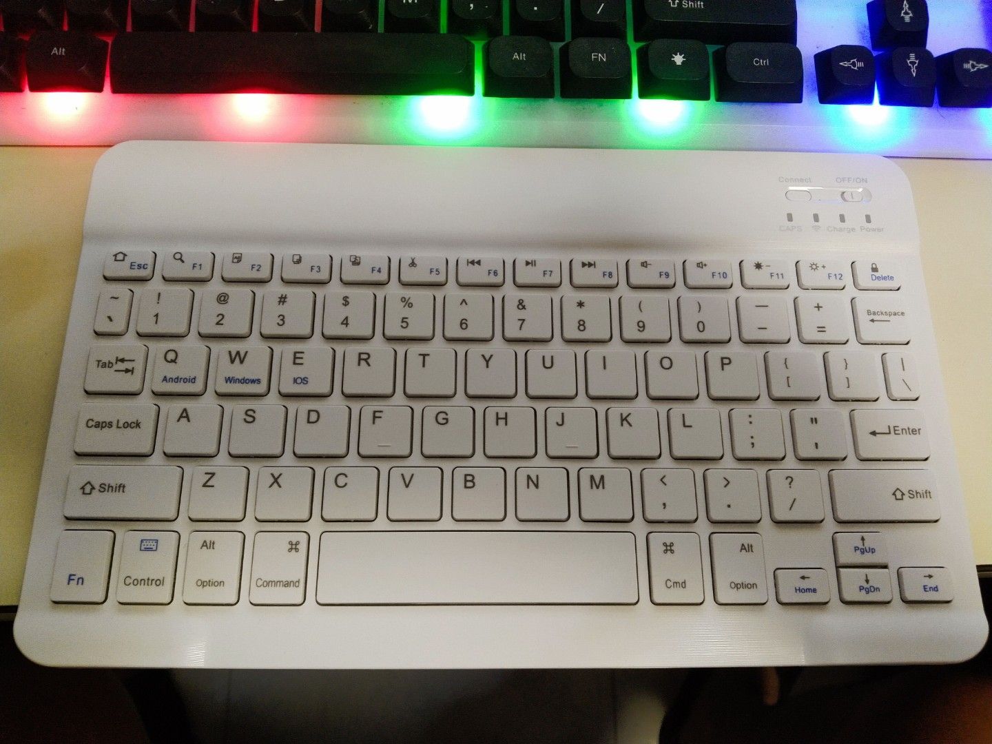 Bluetooth Keyboard477646828613160960
