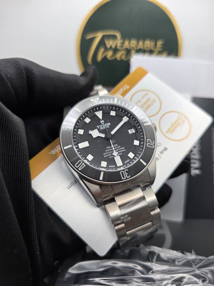 💯🖤BNIB 2026 LATEST TUDOR PELAGOS titanium 42mm 25600tn black sports watch luminous diver automatic ♥️👌*not omega cartier hublot oris tissot* (Category: Watches) located in Singapore. Submitted by wearabletreasure (Listing ID 1442848913, Image 1). Description: Rating: Brand new = mint Remarks: Brand new. latest one. Package: tudor 25600tn titanium pelagos cert dated 2026 manual tag extra link box Actual watch shown. What you see is what you get