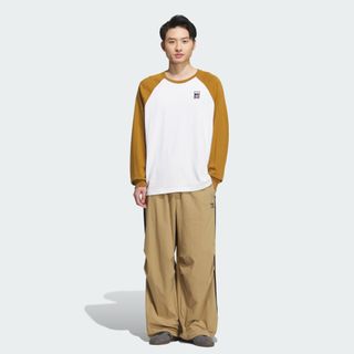 (Category: ) located in . Submitted by xheartnseoulx (Listing ID 1442910350, Image 1). Description: .