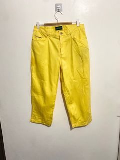 (Category: ) located in . Submitted by got.thrift (Listing ID 1441894396, Image 1). Description: .