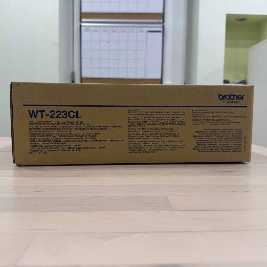 Brother WT-223CL waste toner box