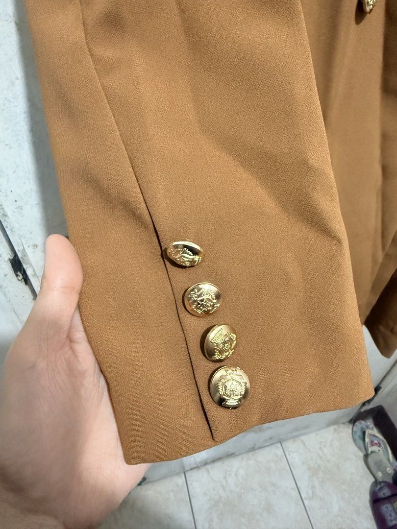 Brown Long Sleeve Blazer Dress (Category: Dresses) located in Quezon City. Submitted by katrineang (Listing ID 1442893818, Image 3). Description: Best fits large size. Measurements posted in photos. Premium quality.