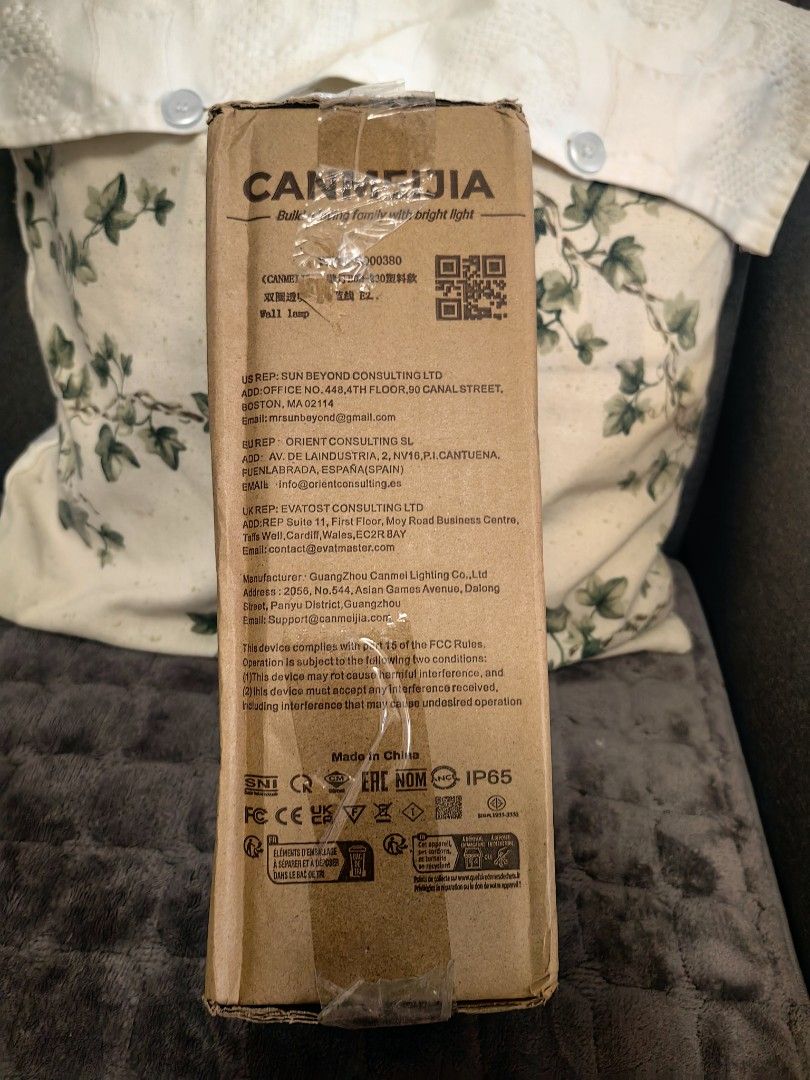 CANMEIJIA COLOR WALL LAMP (Category: Electrical, Adaptors & Sockets) located in Cavite. Submitted by jjcollectiveshop (Listing ID 1442783930, Image 2). Description: canmeijia wall lamp may kasama na 2 bulbs.