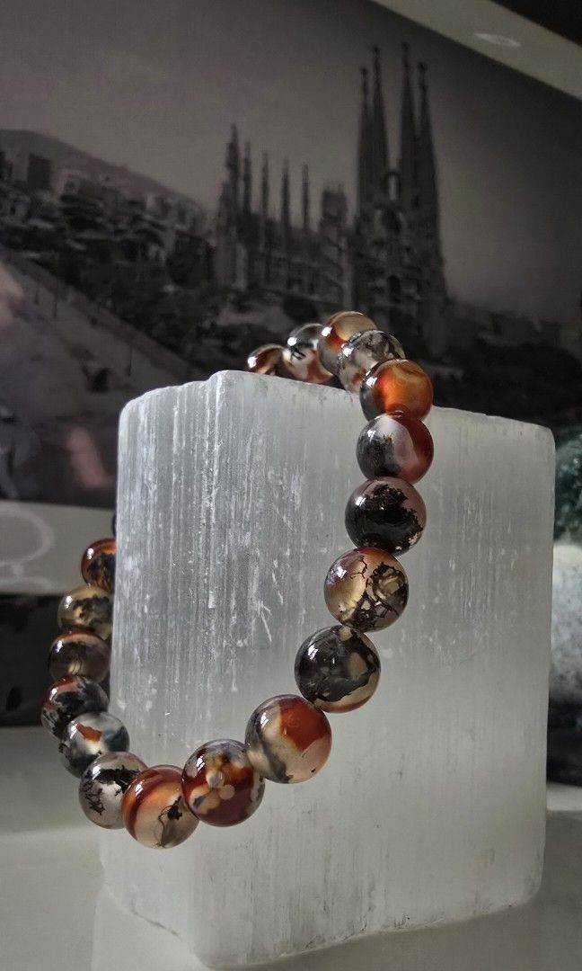 Carnelian and Moss Agate Bracelet (Category: Bracelets) located in Taguig. Submitted by c_rivera (Listing ID 1442813980, Image 2). Description: comes with certificate. rare, top quality jelly like. beautiful piece. 8mm bead size 15cm wrist size Carnelian: Ignites passion, boosts self-confidence, and stimulates action. It is associated with the Sacral Chakra. Moss Agate: Fosters spiritual growth, emotional stability, and a deep connection to natur