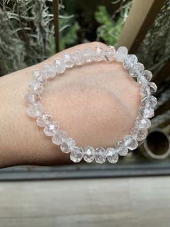 (Category: ) located in . Submitted by crystal_gem_world (Listing ID 1442817396, Image 1). Description: .