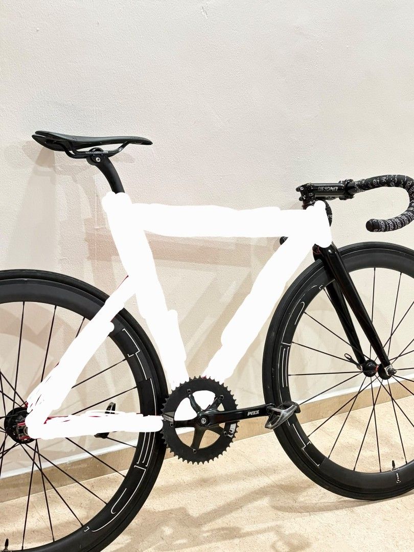 Constantine fb (Category: Bicycles) located in Singapore. Submitted by rxine (Listing ID 1442907064, Image 1). Description: wts urgent fb 1.3k - constantine barnard 2025 - ori seatclamp - pizz sqt crankarms - vision cr 49t - kmc chain - shimano cleat pedals - toseek saddle - deda zero sp - uno stem 120mm - fsa bar with shimano pro bartape - 50mm hed ws front qr able to part out js offer me urgent af.