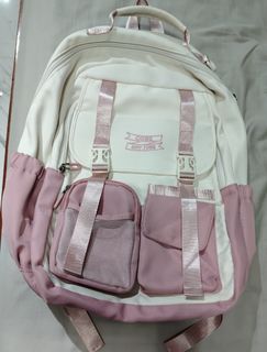 (Category: ) located in . Submitted by gabbys_closet16 (Listing ID 1442860754, Image 1). Description: .