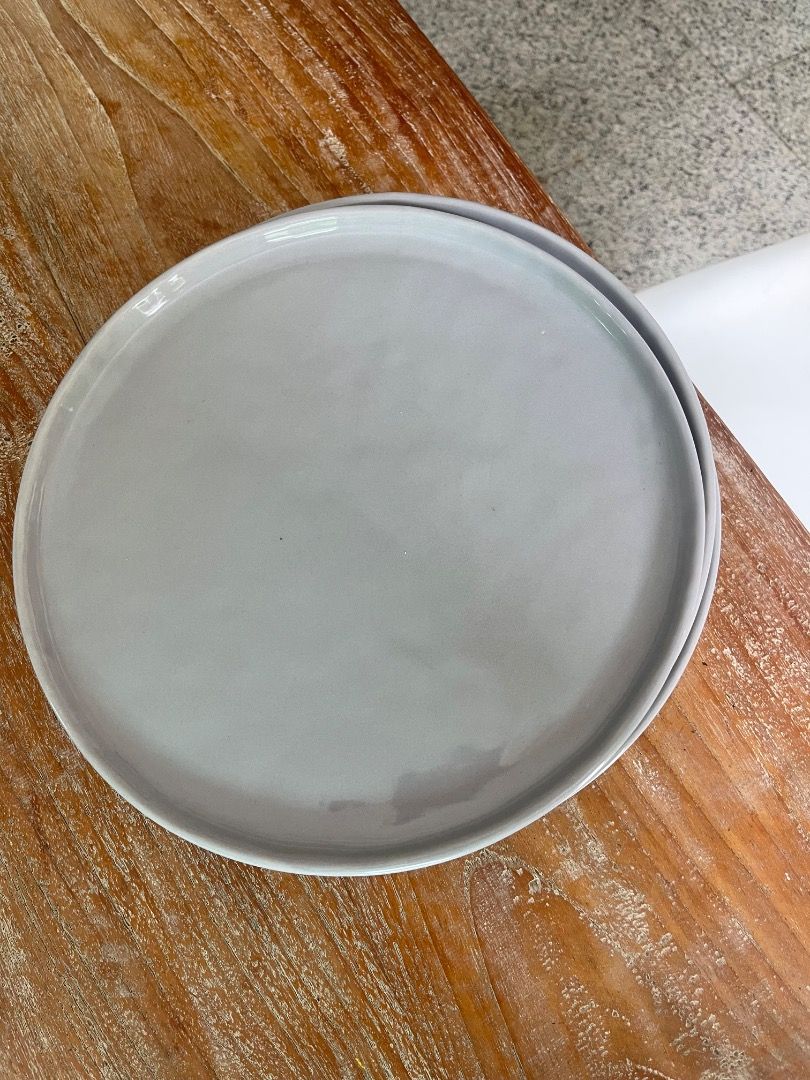 Crate & Barrel Grey Ceramic Dinner Plate477606088142366721
