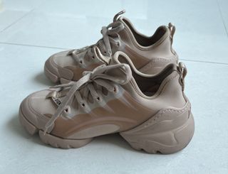 （分類：）位於 。 由 Rs2212 提交（商品編號 1442795583，圖片 1）。簡介： 。