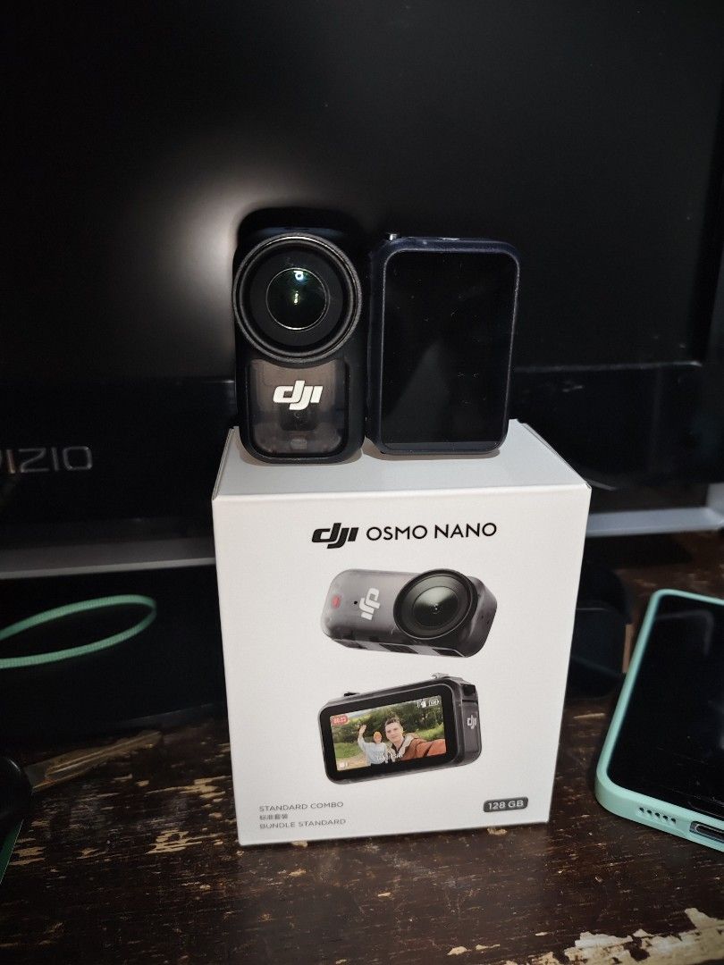 DJI Osmo Nano Action Camera 128GB (Category: Cameras) located in Caloocan City. Submitted by true.ssupernoy (Listing ID 1442905818, Image 2). Description: DJI Osmo nano 128GB For sale or For trade! napanalunan sa raffle. Binuksan lang at chineck. Bagong bago. PM lang sa may mga gusto. Open din for meet up. QC, Rizal.