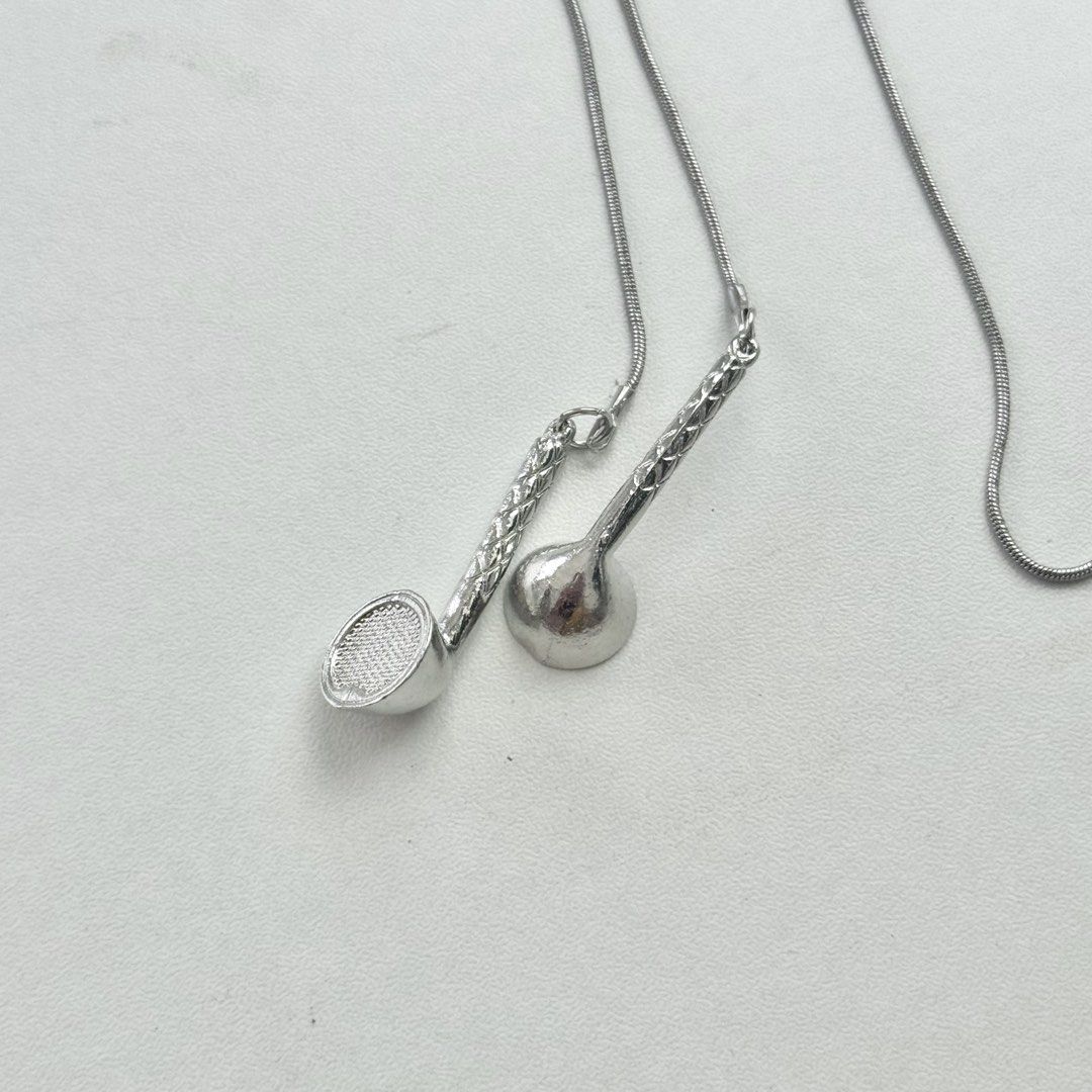 Earphones Style Long Silver Necklace (Category: Necklaces) located in Taytay. Submitted by fulllsun (Listing ID 1442801359, Image 2). Description: mop: gcash gotyme maribank mod: j&t ggx or sdd.