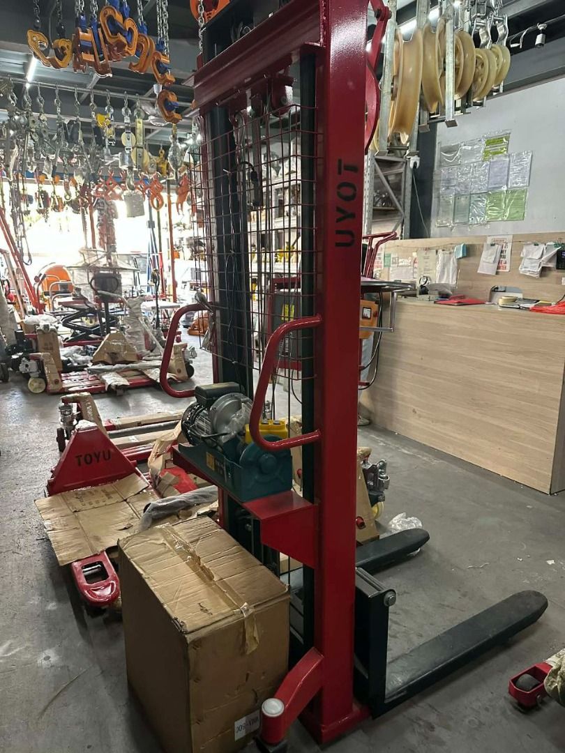 Electric Stacker (Self Drive,Wired) Model: R-7-003 Specs: 2tons x 3mtrs (Category: Construction Tools & Equipment) located in Manila. Submitted by joeyroque09 (Listing ID 1442806258, Image 2). Description: Electric Stacker (Self Drive,Wired) Model: R-7-003 Specs: 2tons x 3mtrs.